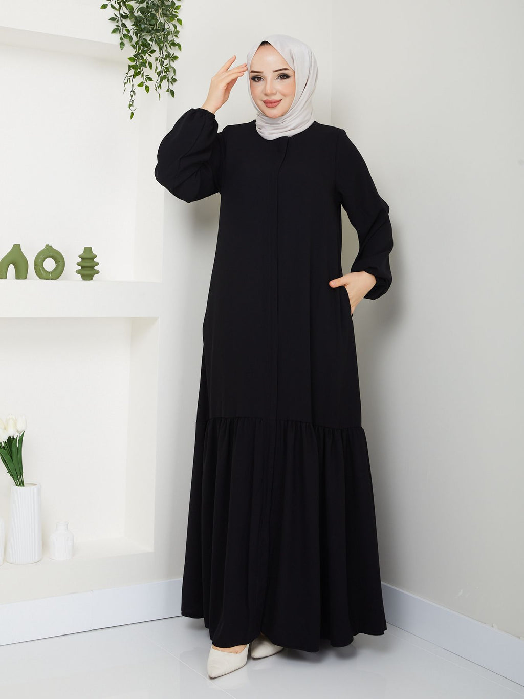 Rabia-Krepp Ferace mit Volantsaum – RH-K-FC-0004