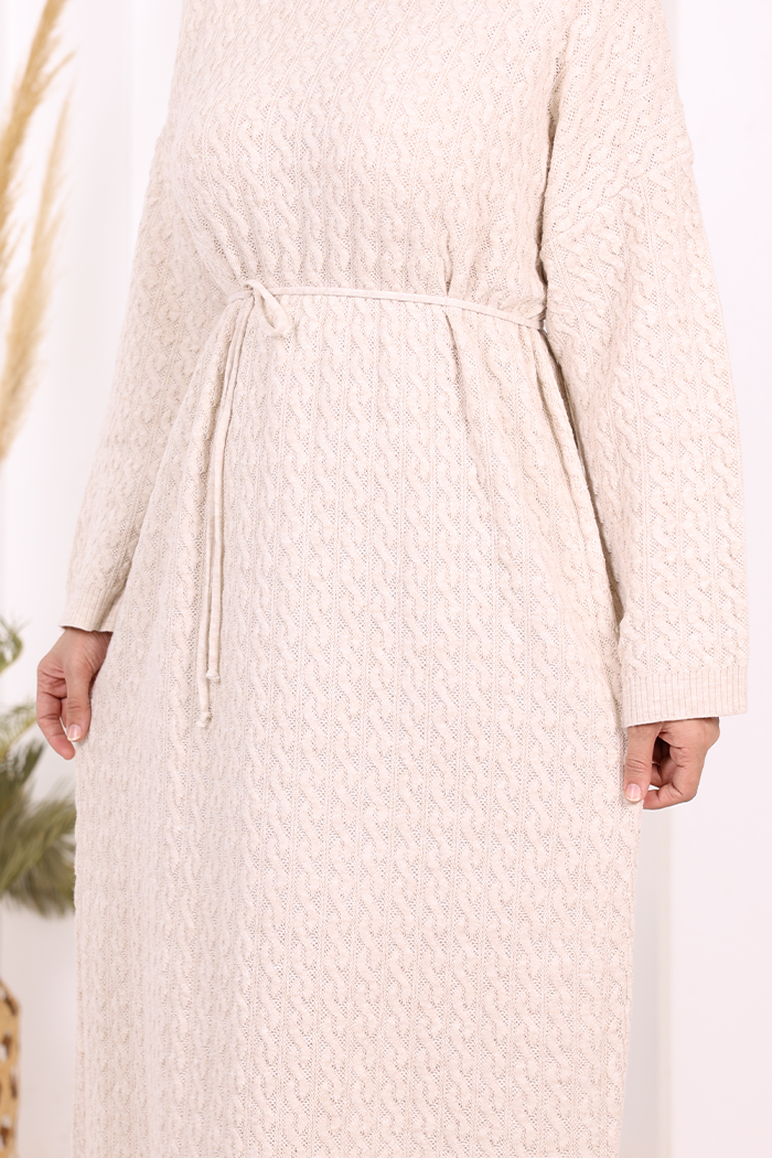 RUHENA Strickkleid mit Zopfmuster und Bindegürtel – Einheitsgröße (36–50) | RH-B-EL-0014