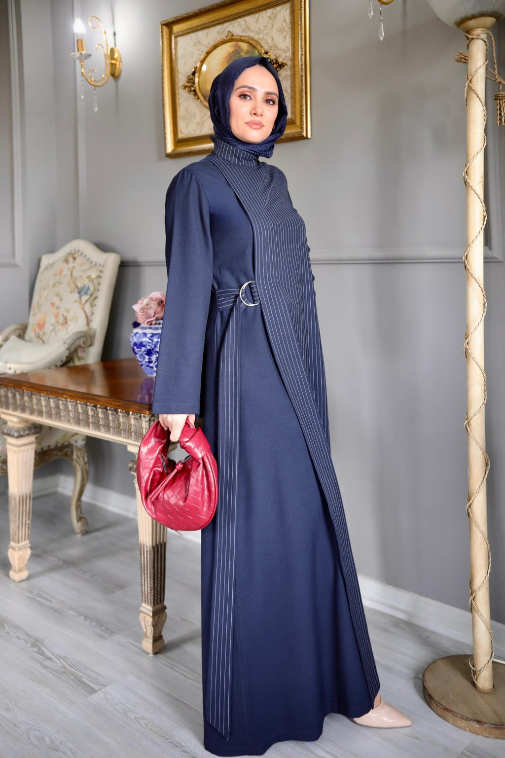 RH-M-EL-0004 – Gestreiftes Webkleid mit Bindegürtel – Grau & Dunkelblau