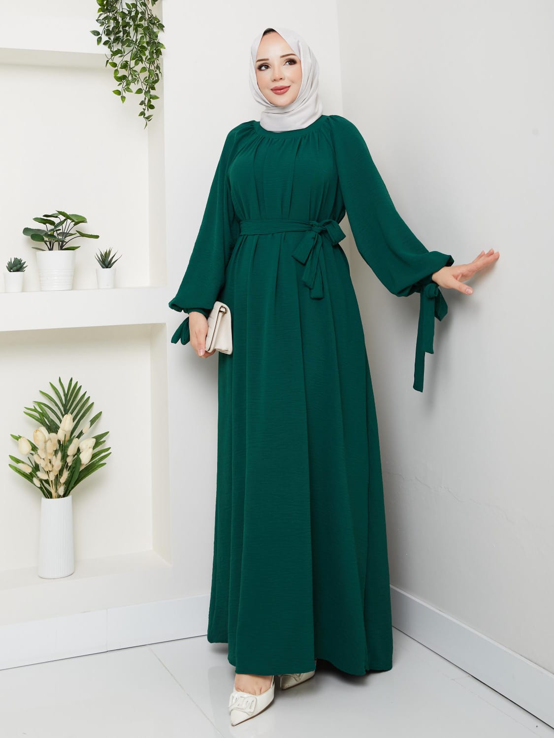 Maxikleid mit Bindegürtel RH-K-EL-0019
