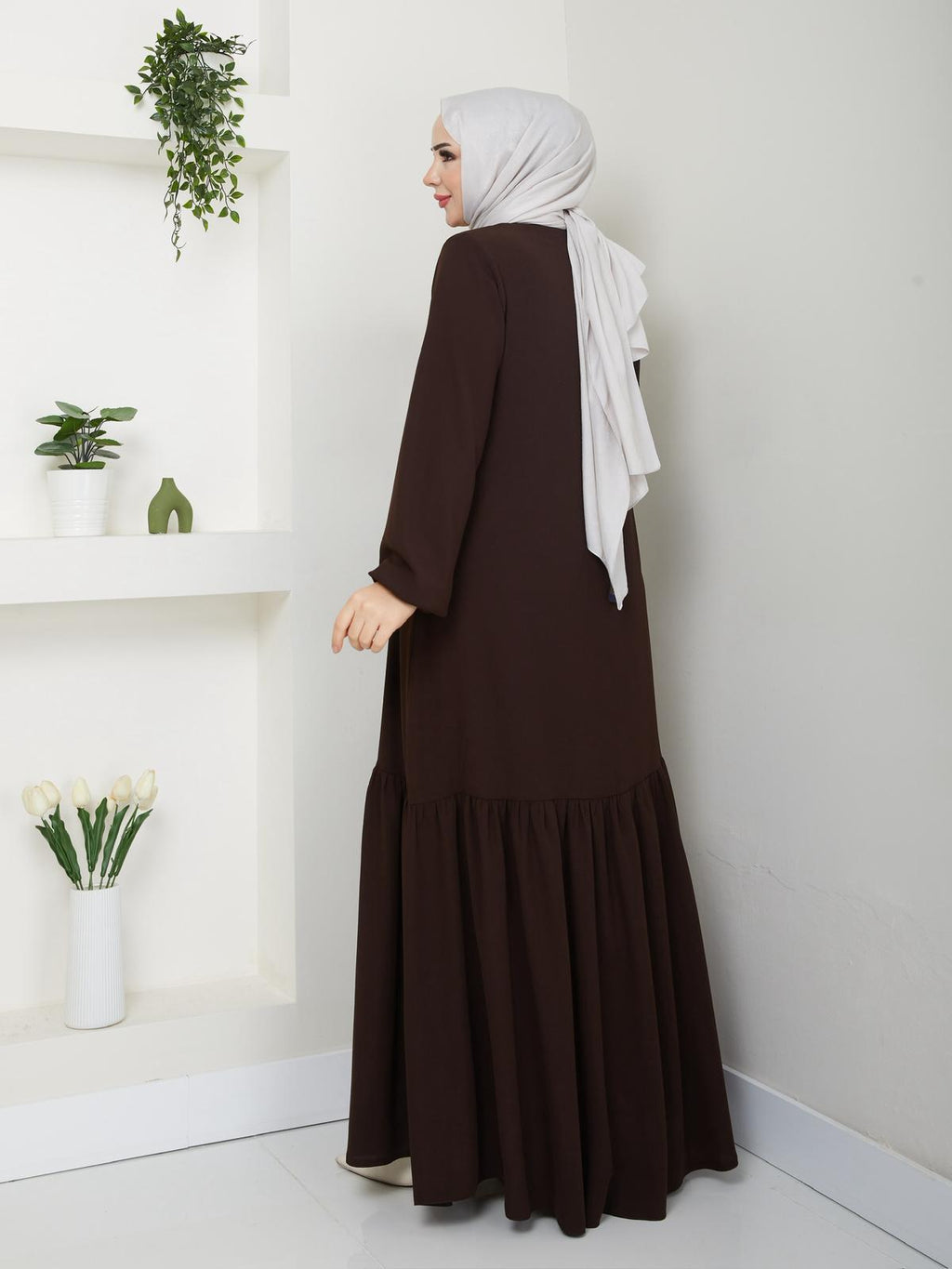 Rabia-Krepp Ferace mit Volantsaum – RH-K-FC-0004