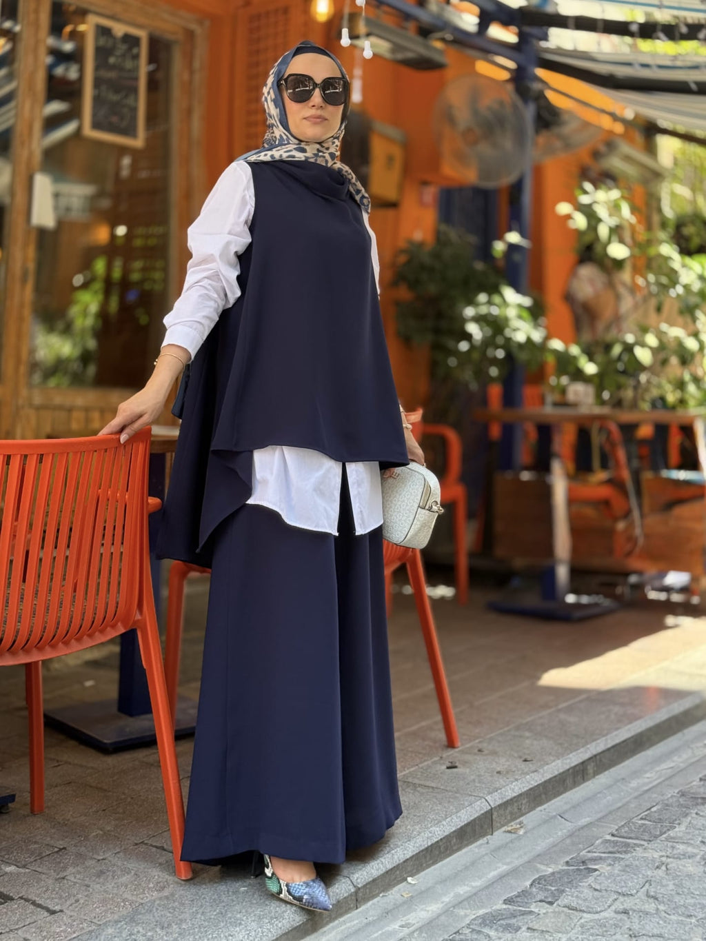 RH-M-TK-0003 – Minimaler Zweiteiler in Dunkelblau & Schwarz