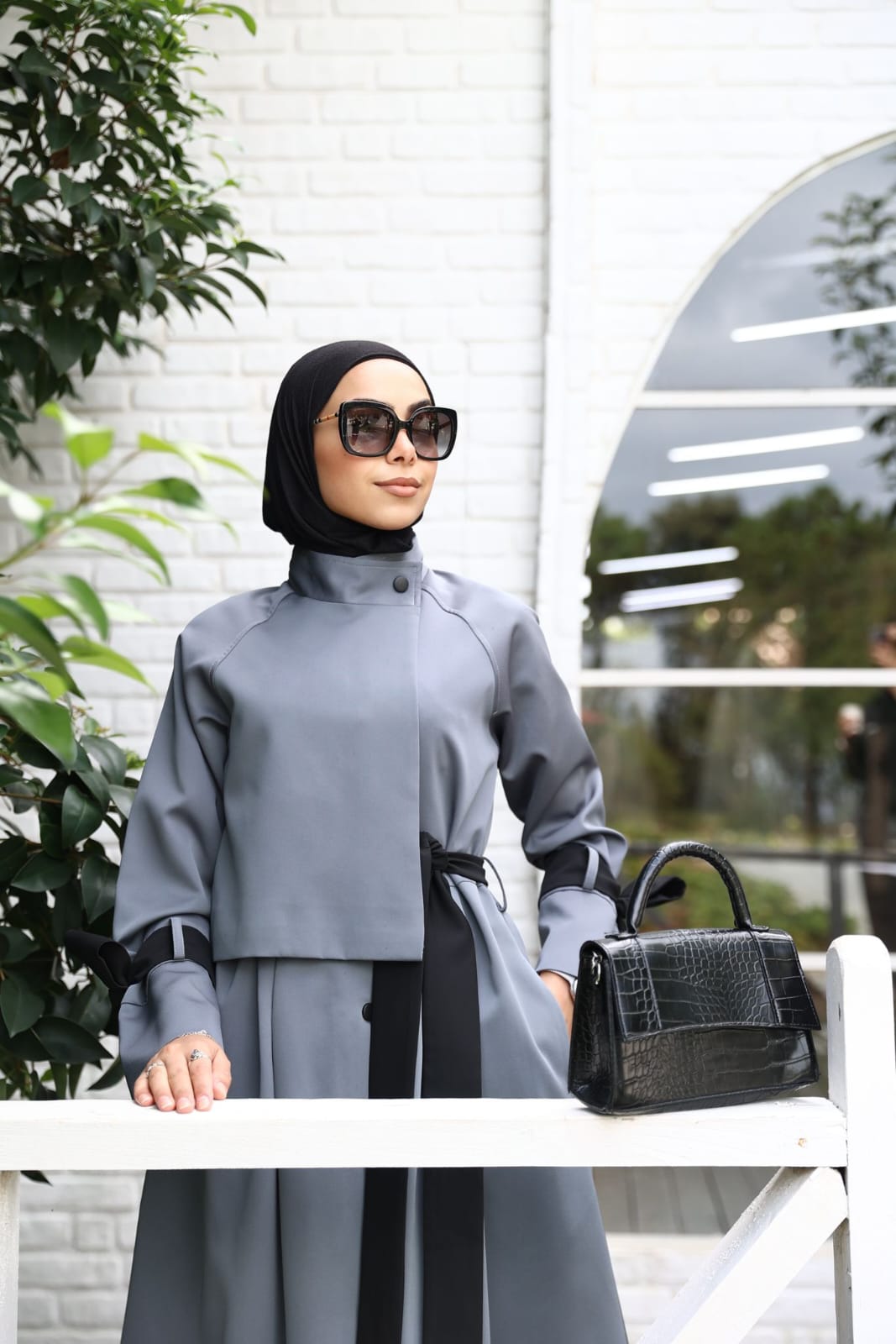 Modal Trenchcoat mit Kontrastgürtel – RH-M-TC-0004