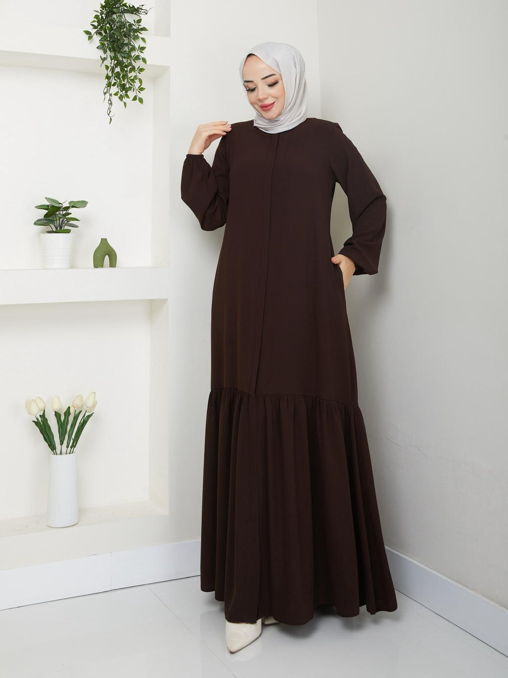 Rabia-Krepp Ferace mit Volantsaum – RH-K-FC-0004