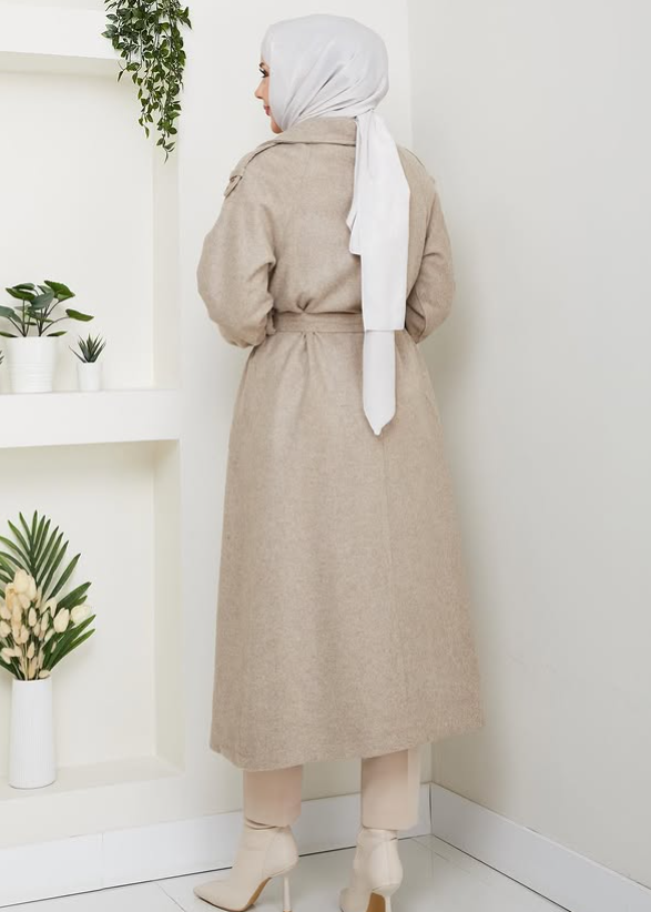 RH-M-TC-0007 – Gefütterter Wollmantel mit Bindegürtel (Größe 38–52)