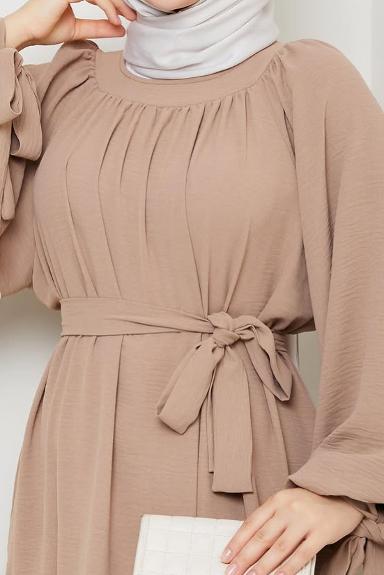 Maxikleid mit Bindegürtel RH-K-EL-0019