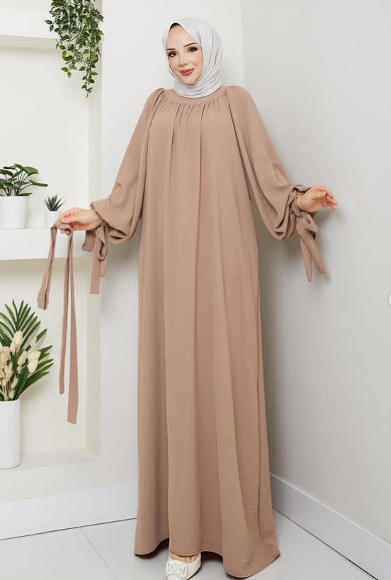 Maxikleid mit Bindegürtel RH-K-EL-0019