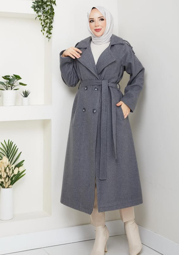 RH-M-TC-0007 – Gefütterter Wollmantel mit Bindegürtel (Größe 38–52)