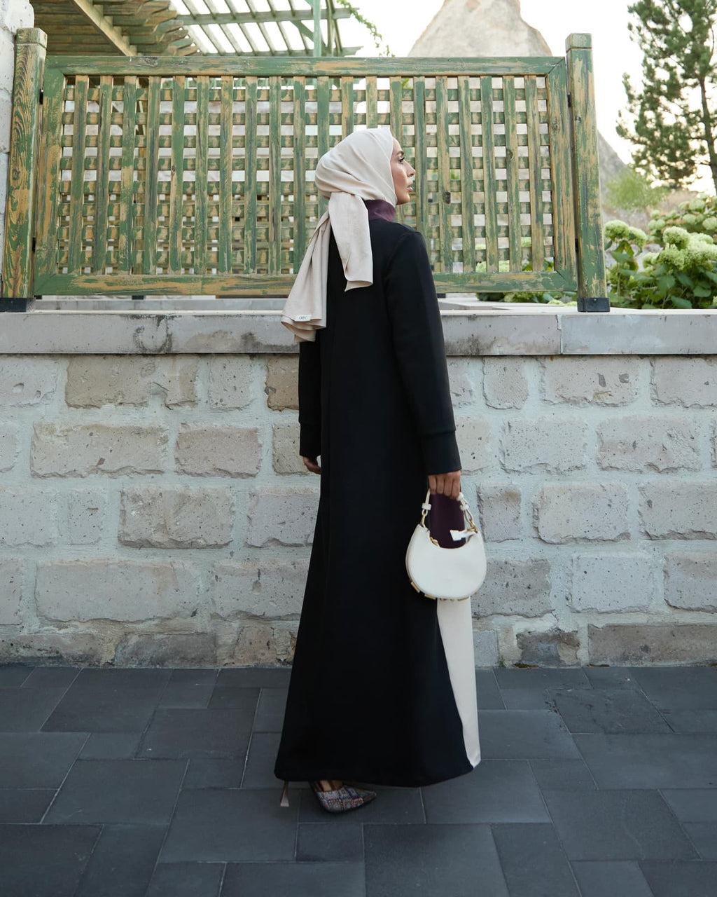 RUHENA Colorblock-Maxikleid aus Modal-Look – RH-M-EL-0001