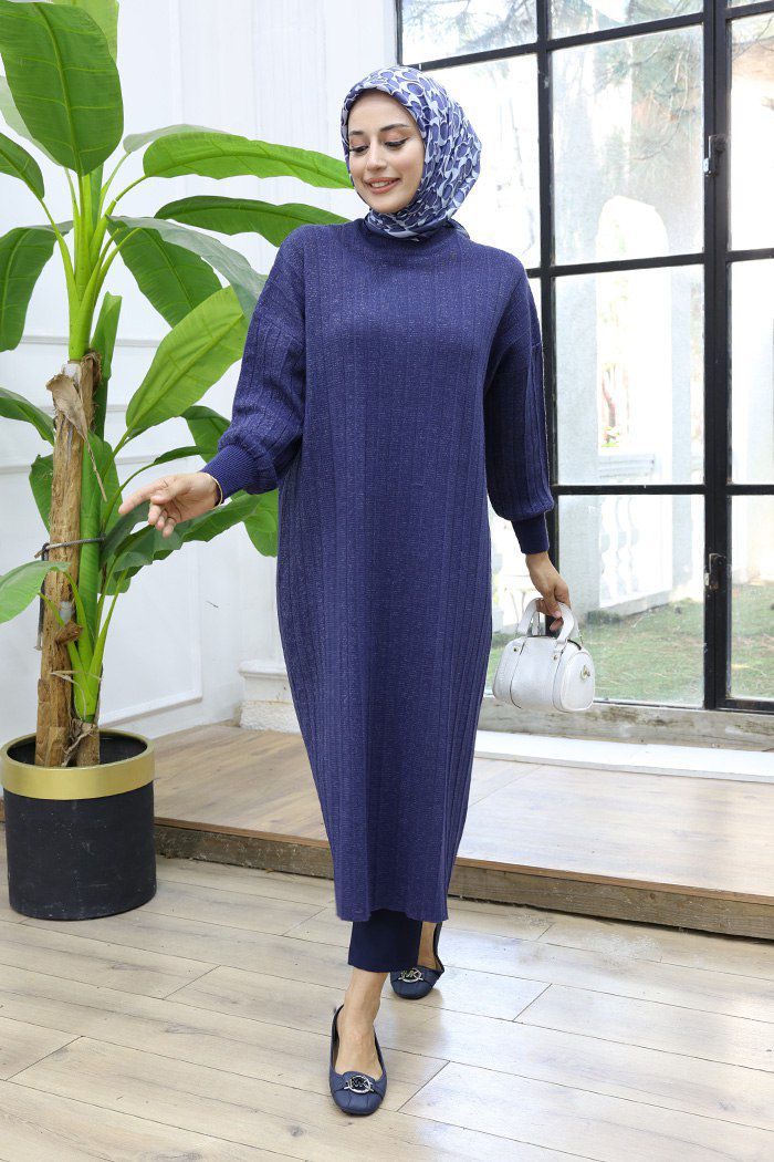 Geripptes Strickkleid mit Bündchenärmeln – Einheitsgröße (36–44) SMG RH-B-EL-0013