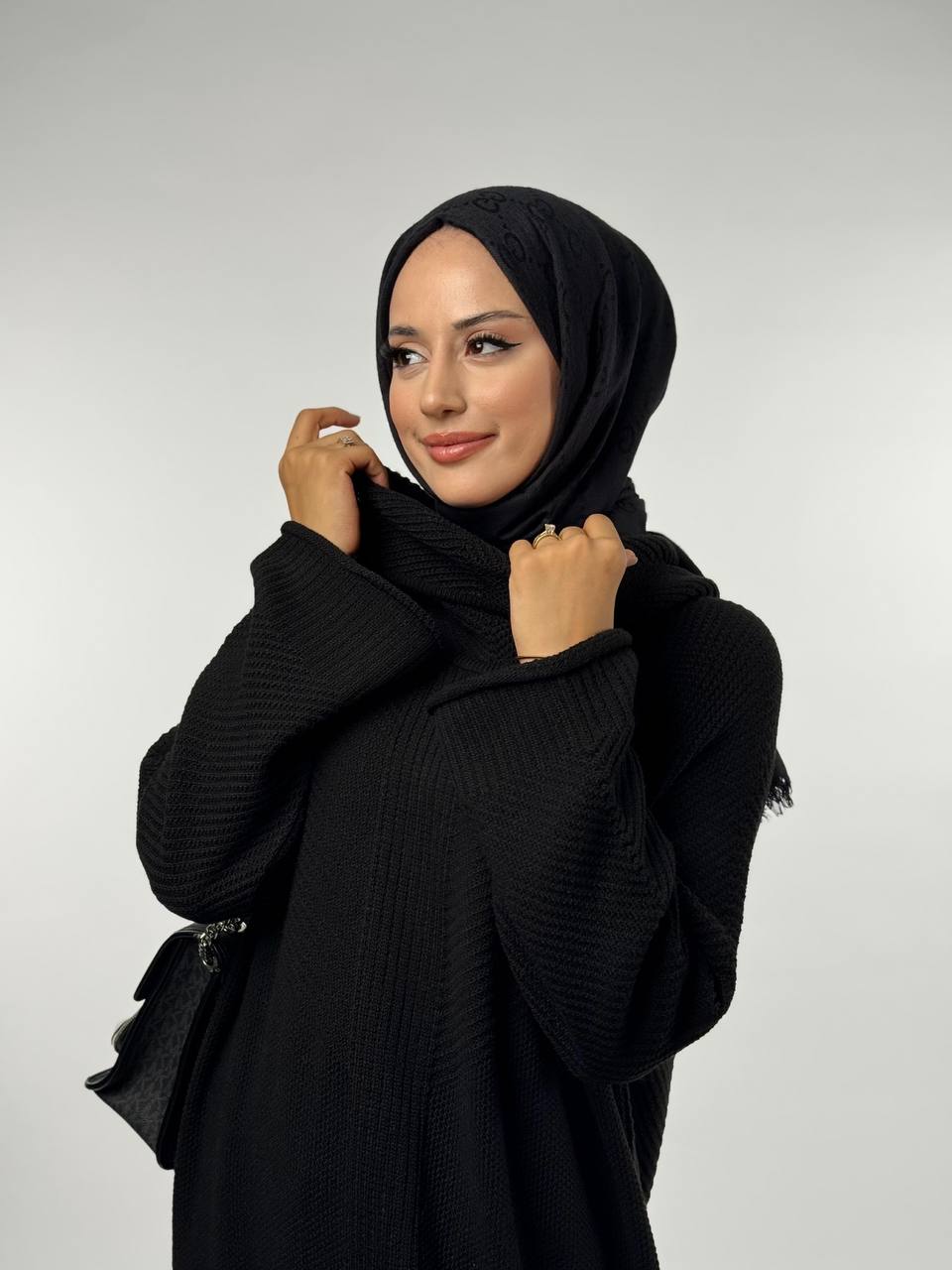 RUHENA Rollkragen-Strickkleid mit Schlitz – Einheitsgröße (38–48) | RH-B-EL-0018