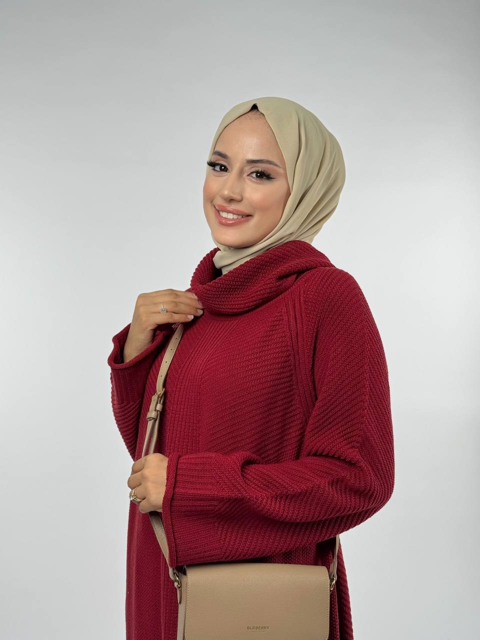 RUHENA Rollkragen-Strickkleid mit Schlitz – Einheitsgröße (38–48) | RH-B-EL-0018