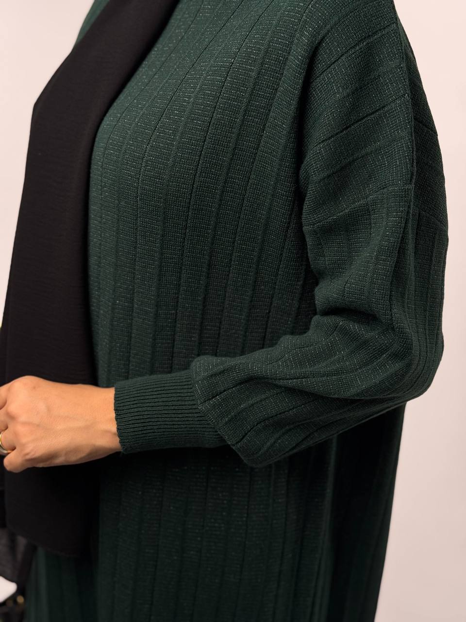 Geripptes Strickkleid mit Bündchenärmeln – Einheitsgröße (36–44) SMG RH-B-EL-0013