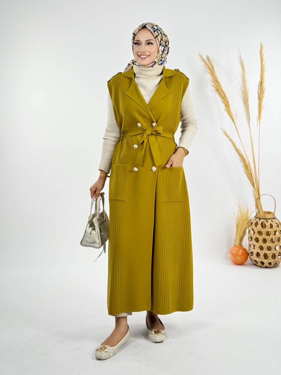 RUHENA Strickweste mit Gürtel – Einheitsgröße 38–48 (RH-B-KP-0001)