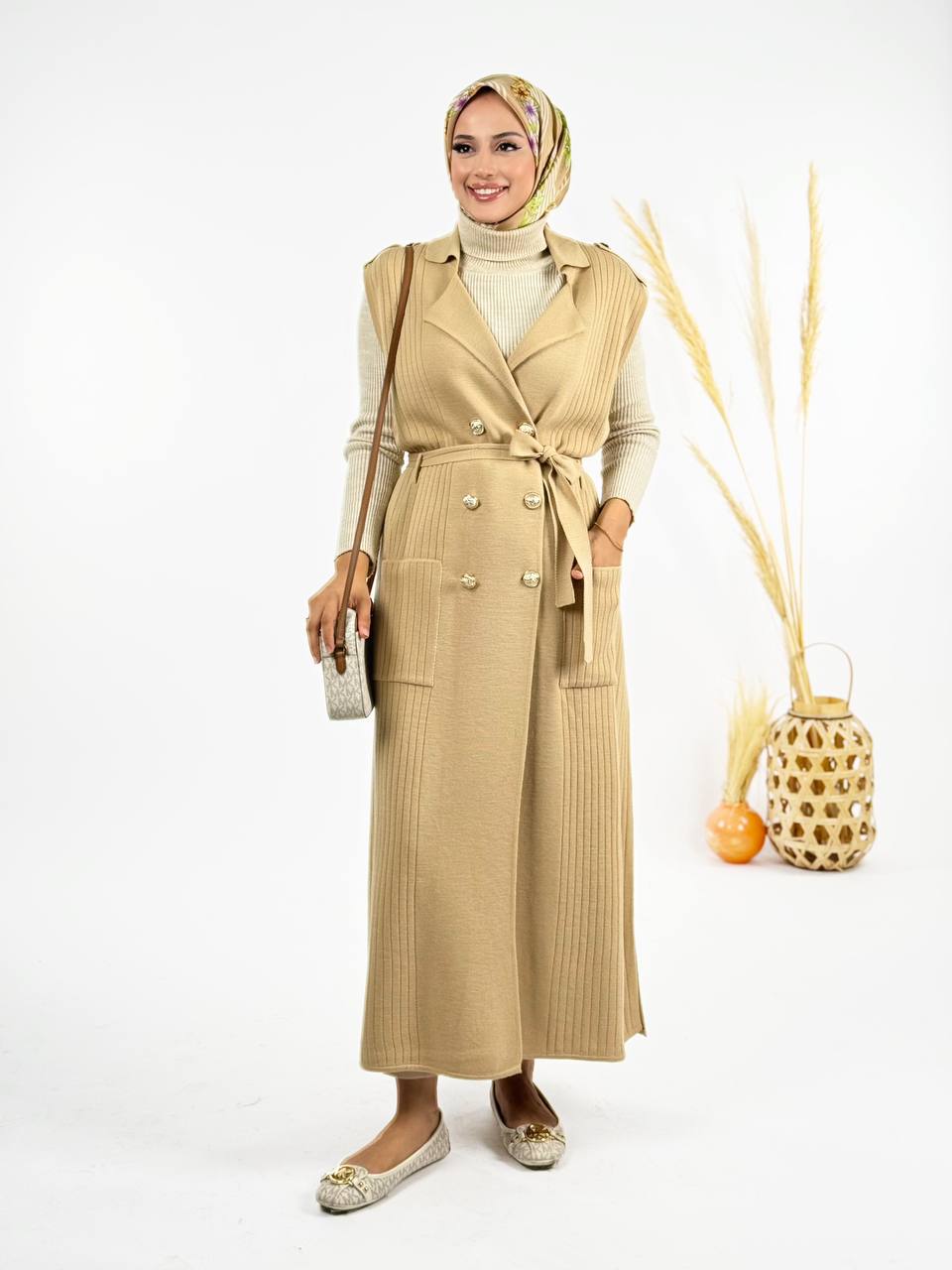 RUHENA Strickweste mit Gürtel – Einheitsgröße 38–48 (RH-B-KP-0001)